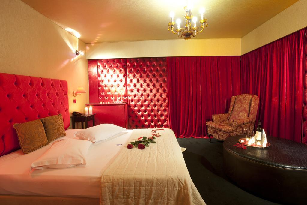 The Crystal Blue Hotel Athene