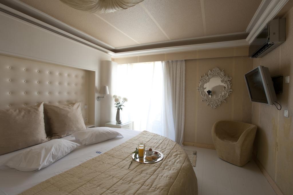 The Crystal Blue 2* Афины